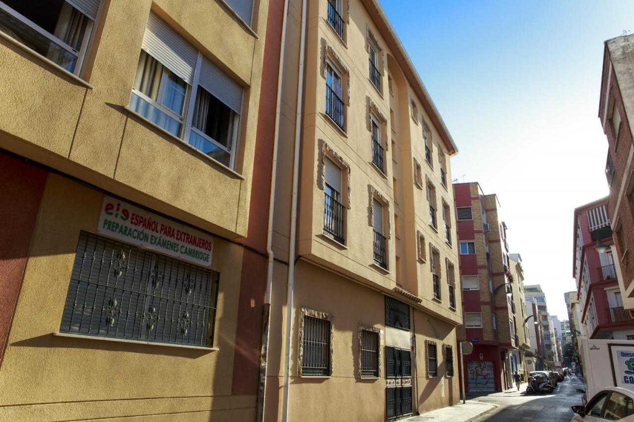 Sea & Wave Ventura Studio Apartment Málaga Exterior foto